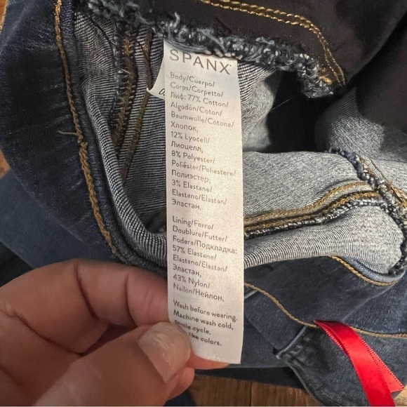 Spanx Distressed Ankle Skinny Jeans, Medium Wash Sz L - Picture 10 of 14